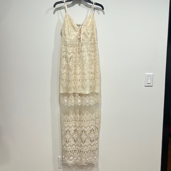 Dainty Hooligan Dresses & Skirts - Dainty Hooligan Bohemian ivory bone lace maxi dress large women’s